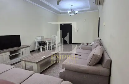 Apartment - 2 Bedrooms - 3 Bathrooms for rent in Sanabis - Manama - Capital Governorate Apartment - 2 Bedrooms - 3 Bathrooms for rent in Sanabis - Manama - Capital Governorate
