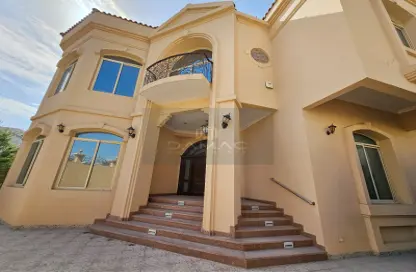 Villa - 6 Bedrooms - 7+ Bathrooms for rent in Tubli - Central Governorate
