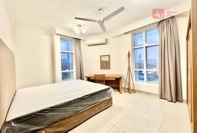 964382 - Property Image 2