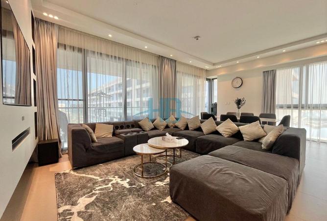 962213 - Property Image 2