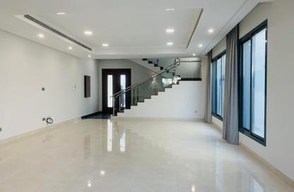 Villa - 3 Bedrooms - 4 Bathrooms for rent in Tubli - Central Governorate