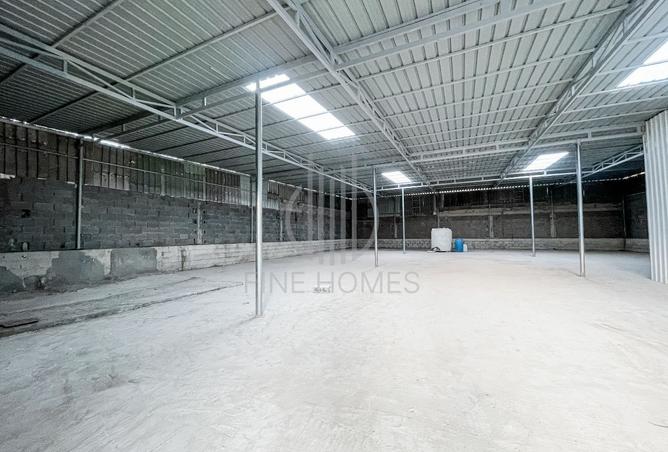 964985 - Property Main Image