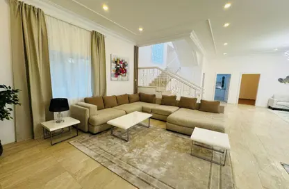 فيلا - 4 غرف نوم - 5 حمامات للايجار في العدلية - المنامة - محافظة العاصمة