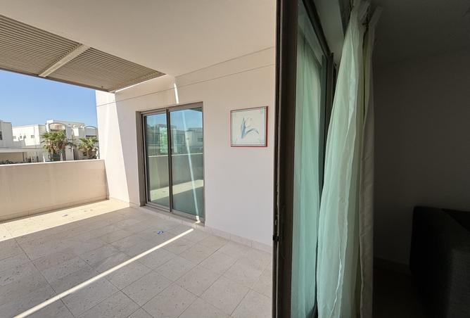957461 - Property Image 2