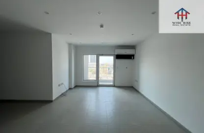 Apartment - 2 Bedrooms - 2 Bathrooms for rent in Seef - Capital Governorate Apartment - 2 Bedrooms - 2 Bathrooms for rent in Seef - Capital Governorate