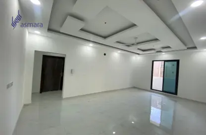 Apartment - 5 Bedrooms - 5 Bathrooms for sale in Hidd - Muharraq Governorate