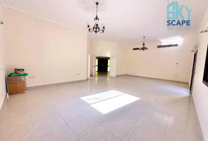 972581 - Property Image 3