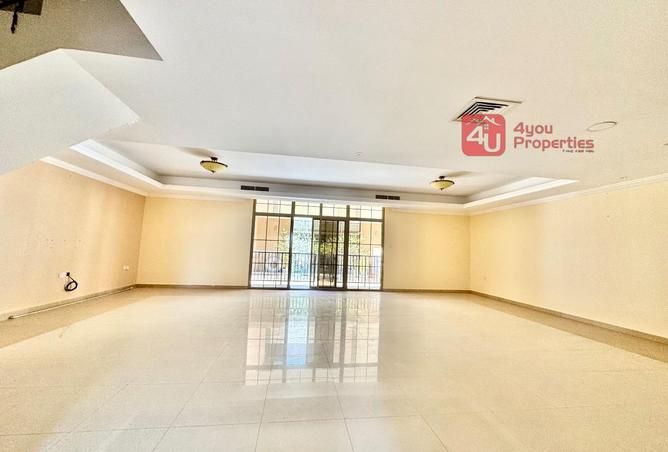 976726 - Property Image 2