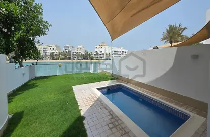 Villa - 4 Bedrooms - 6 Bathrooms for sale in Tala Island - Amwaj Islands - Muharraq Governorate