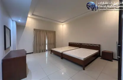 Apartment - 2 Bedrooms - 3 Bathrooms for rent in Busaiteen - Muharraq Governorate