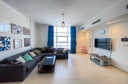 Apartment - 2 Bedrooms - 2 Bathrooms for rent in Al Juffair - Capital Governorate