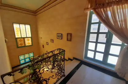 Duplex - 7 Bedrooms - 6 Bathrooms for rent in Al Juffair - Capital Governorate