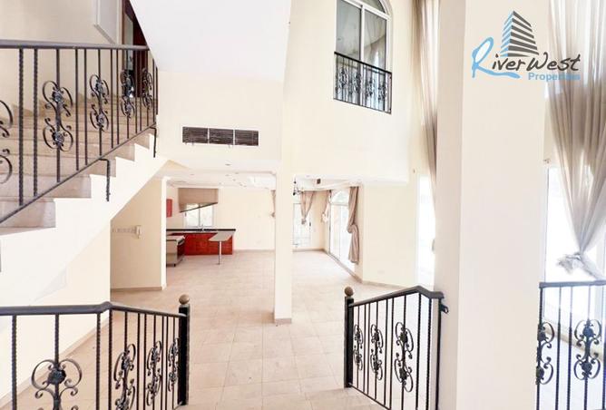 958963 - Property Image 2