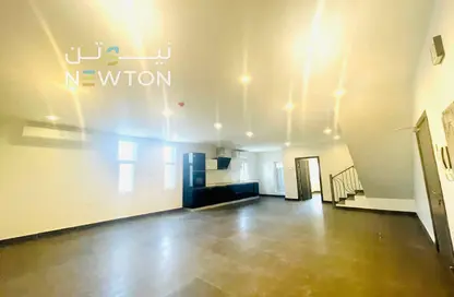 دوبلكس - 3 غرف نوم - 2 حمامات للايجار في سار - المحافظة الشمالية