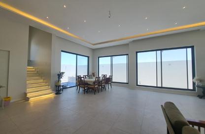 Villa - 6 Bedrooms - 7 Bathrooms for rent in Diyar Al Muharraq - Muharraq Governorate
