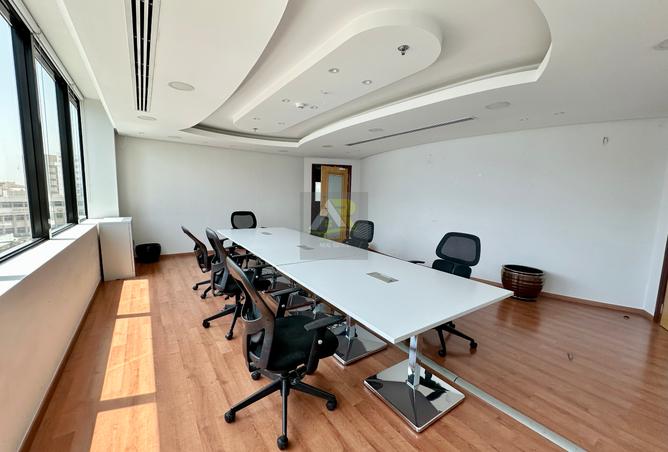 Office Space - Studio - 4 Bathrooms for rent in Diplomatic Area - Manama - Capital Governorate