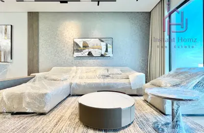 Apartment - 2 Bedrooms - 3 Bathrooms for rent in Reef Island - Capital Governorate Apartment - 2 Bedrooms - 3 Bathrooms for rent in Reef Island - Capital Governorate