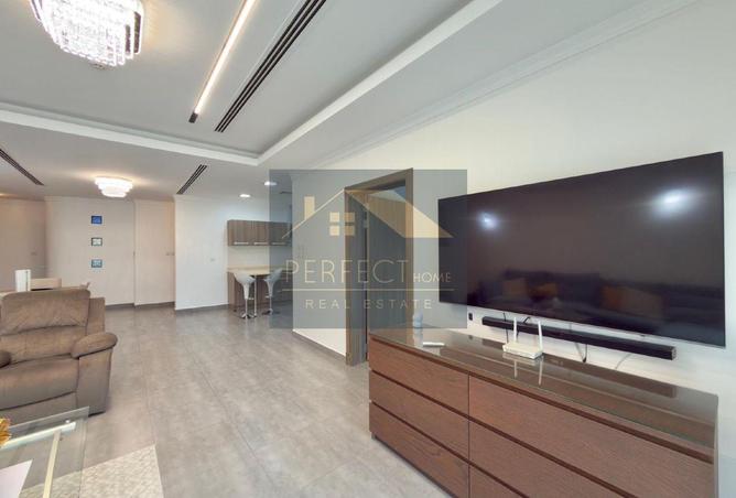 988421 - Property Image 3