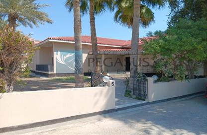 Villa - 5 Bedrooms - 5 Bathrooms for rent in Saar - Northern Governorate