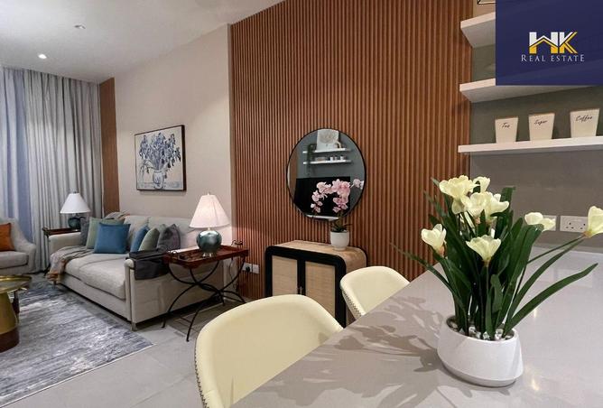 988443 - Property Image 3