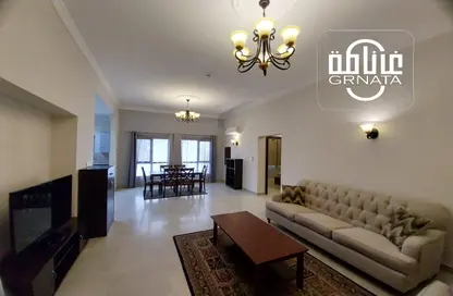 Living / Dining Room image for: Apartment - 3 Bedrooms - 2 Bathrooms for rent in Shakhura - Northern Governorate, Image 1