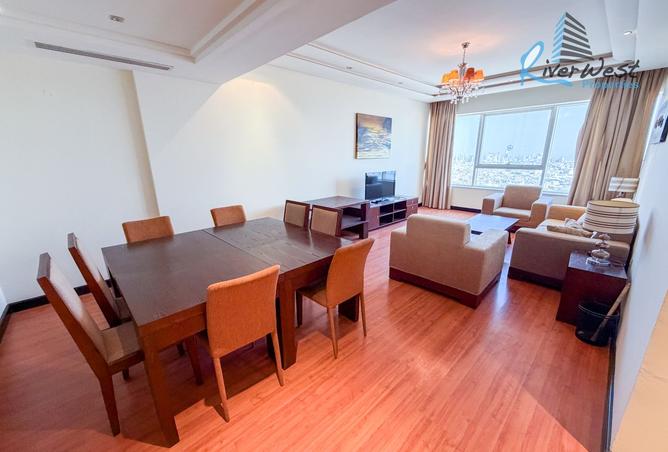 983858 - Property Image 2