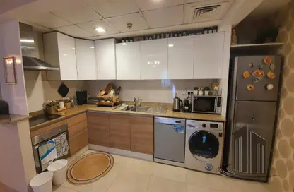 Kitchen image for: Apartment - 1 Bedroom - 2 Bathrooms for rent in The Lagoon - Amwaj Islands - Muharraq Governorate, Image 1