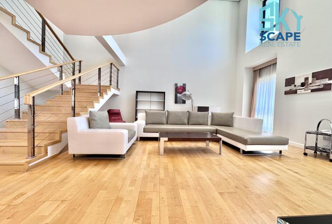 984083 - Property Image 2