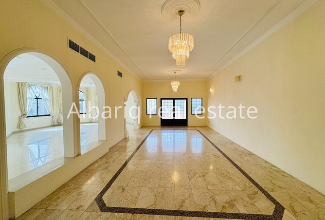 928228 - Property Image 2
