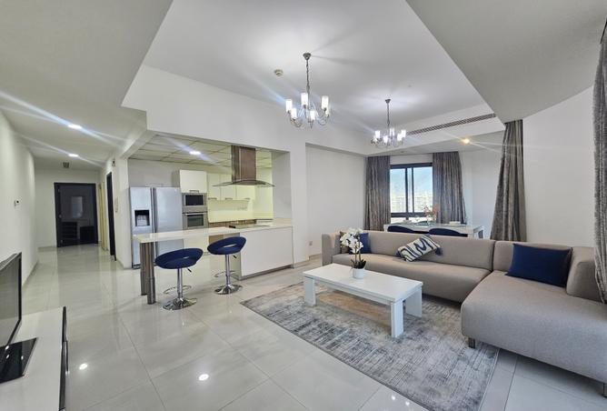 956046 - Property Image 2