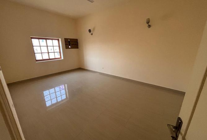 963097 - Property Main Image