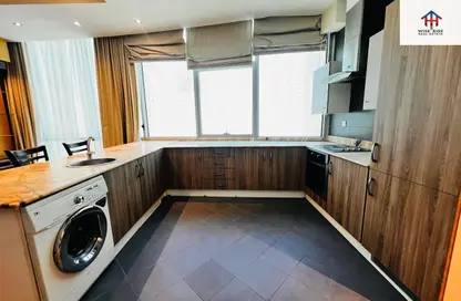 Apartment - 3 Bedrooms - 4 Bathrooms for rent in Al Juffair - Capital Governorate