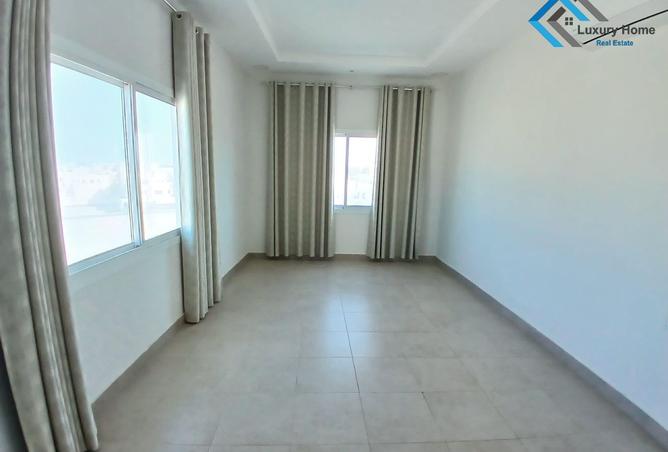 984755 - Property Image 2