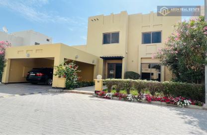 Villa - 4 Bedrooms - 5 Bathrooms for rent in Janabiya - Northern Governorate
