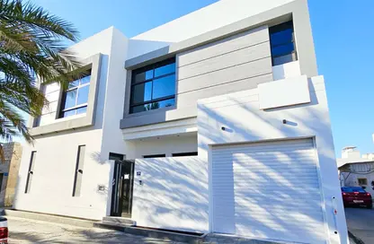 Villa - 4 Bedrooms - 7 Bathrooms for sale in Diraz - Northern Governorate Villa - 4 Bedrooms - 7 Bathrooms for sale in Diraz - Northern Governorate