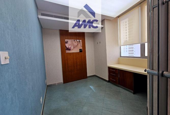 986139 - Property Image 3