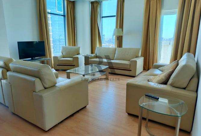 Apartment - 2 Bedrooms - 2 Bathrooms for sale in Sanabis - Manama - Capital Governorate