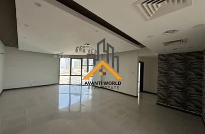 Office Space - Studio - 3 Bathrooms for rent in Sanabis - Manama - Capital Governorate