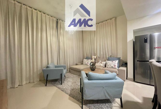 988809 - Property Image 2