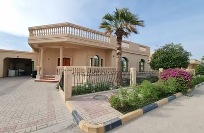 Villa - 3 Bedrooms - 3 Bathrooms for rent in Janabiya - Northern Governorate
