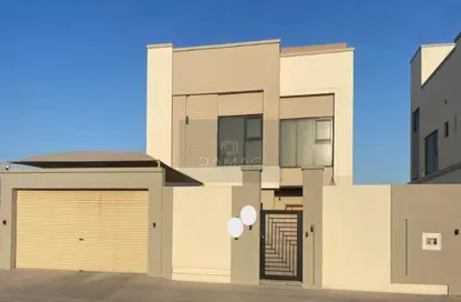 Villa - 4 Bedrooms - 5 Bathrooms for sale in Dumistan - Northern Governorate