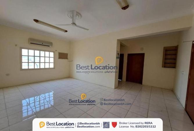 881051 - Property Main Image