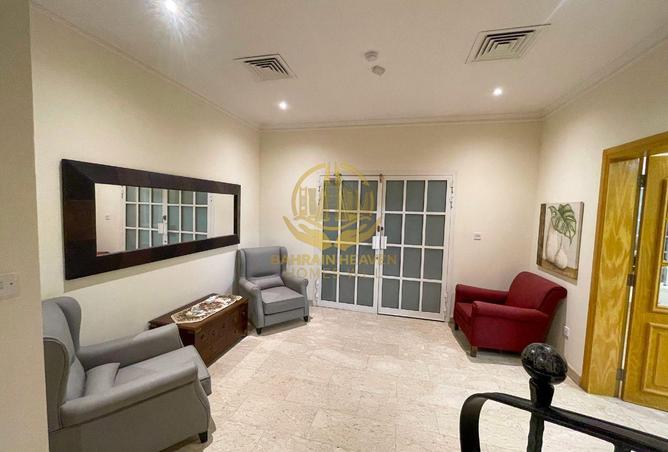 954533 - Property Image 3