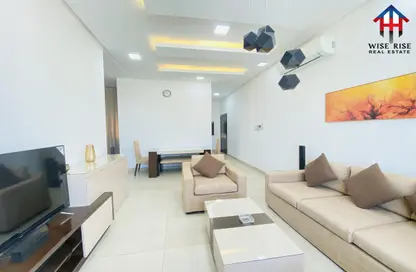 Apartment - 2 Bedrooms - 2 Bathrooms for rent in Um Al Hasam - Manama - Capital Governorate