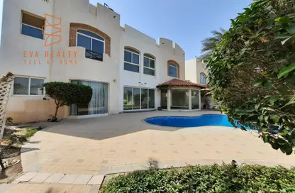 فيلا - 4 غرف نوم - 5 حمامات للايجار في الجنبية - المحافظة الشمالية