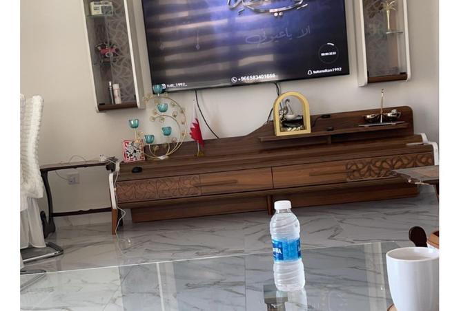 986890 - Property Image 2