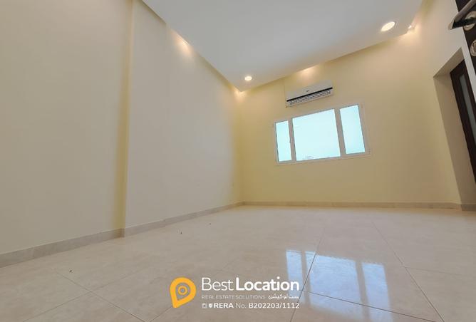 987628 - Property Image 3