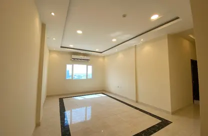 Office Space - Studio - 3 Bathrooms for rent in Seef - Capital Governorate