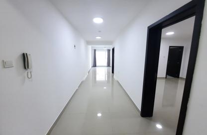 Apartment - 2 Bedrooms - 3 Bathrooms for rent in Hidd - Muharraq Governorate