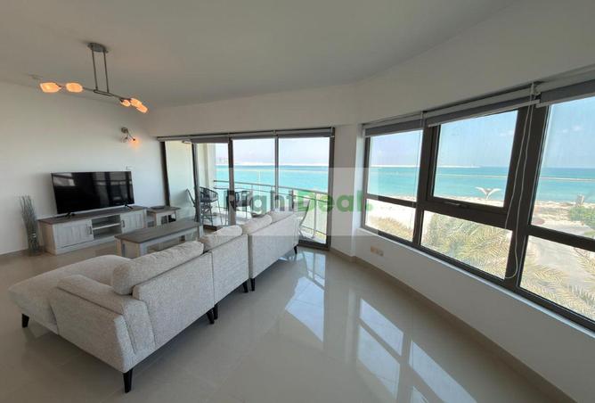951153 - Property Image 3